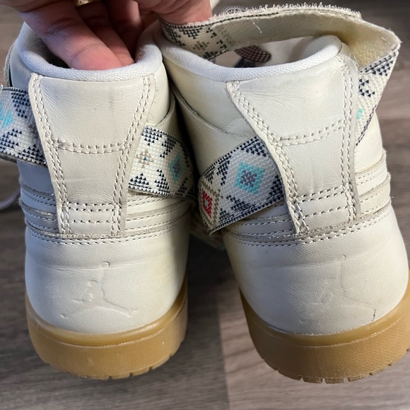 Jordan 1 white - Picture 3 of 9